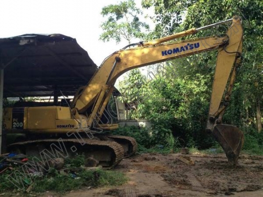 รถแบคโฮ KOMATSU PC 200