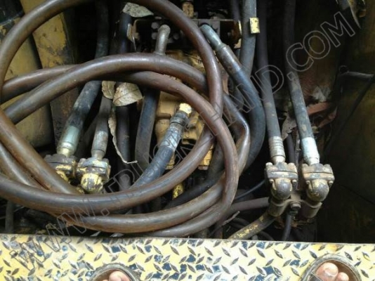 รถแบคโฮ KOMATSU PC 200