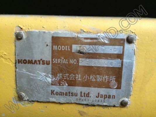 รถแบคโฮ KOMATSU PC 200