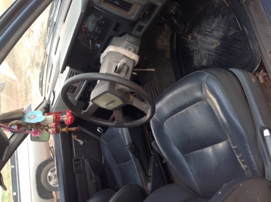 ขายNissan big m แคปเล็ก เครื่องฝาแดง