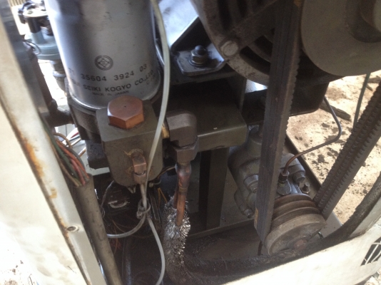 ปั๊มลมสกรู ปั๊มลมเก่าญี่ปุ่น MITSUI SEIKI- ปั๊มลมสกรู ปั๊มลมเก่าญี่ปุ่น MITSUI SEIKI-