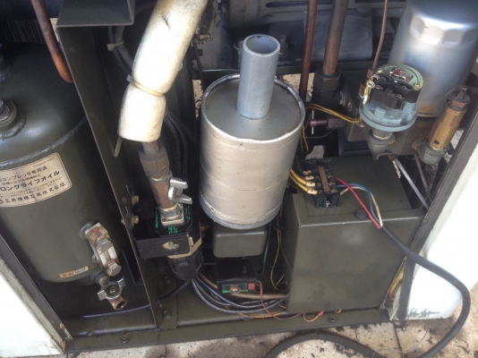 ปั๊มลมสกรู ปั๊มลมเก่าญี่ปุ่น MITSUI SEIKI- ปั๊มลมสกรู ปั๊มลมเก่าญี่ปุ่น MITSUI SEIKI-