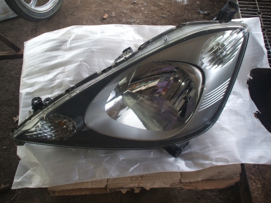 ไฟหน้าฮอนด้าแจส