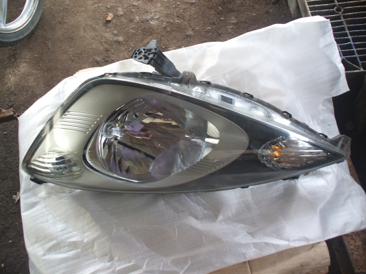 ไฟหน้าฮอนด้าแจส ไฟหน้าฮอนด้าแจส