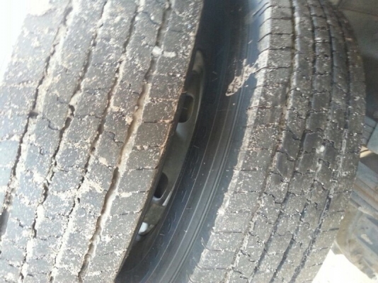 รถอีซูซุ 6 ล้อ รั้ว ( ไม่ดั้ม ) 210 แรงม้า. ปี 53 สนใจติดต่อ 081 - 6079515 รถอีซูซุ 6 ล้อ รั้ว ( ไม่ดั้ม ) 210 แรงม้า. ปี 53 สนใจติดต่อ 081 - 6079515