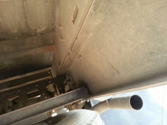 รถอีซูซุ 6 ล้อ รั้ว ( ไม่ดั้ม ) 210 แรงม้า. ปี 53 สนใจติดต่อ 081 - 6079515 รถอีซูซุ 6 ล้อ รั้ว ( ไม่ดั้ม ) 210 แรงม้า. ปี 53 สนใจติดต่อ 081 - 6079515