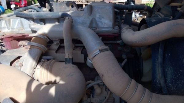 รถฮีโน่ 6 ล้อดั้ม FC9J 175 แรงม้า. ปี 54  สนใจติดต่อ 081 - 6079515