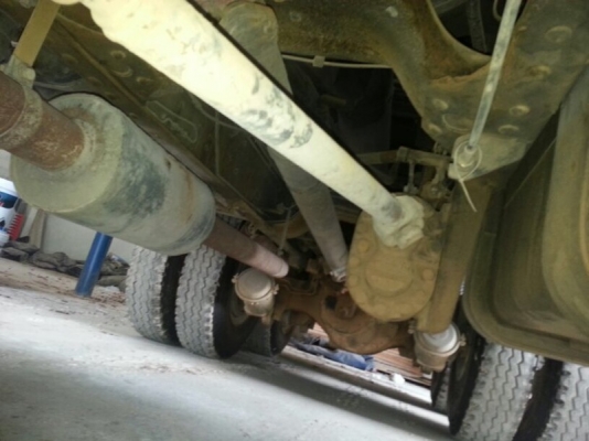 รถฮีโน่ 10 ล้อดั้ม 320 แรงม้า. ( เปอร์เฟีย. )  สนใจติดต่อ 081 - 6079515ถ