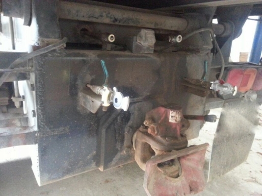 รถฮีโน่ 10 ล้อดั้ม 320 แรงม้า. ( เปอร์เฟีย. )  สนใจติดต่อ 081 - 6079515ถ