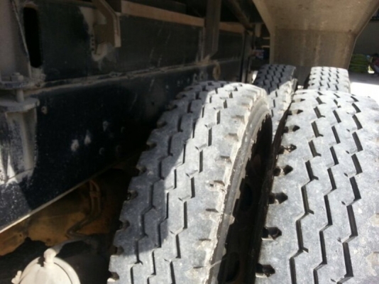 รถฮีโน่ 10 ล้อดั้ม 320 แรงม้า. ( เปอร์เฟีย. )  สนใจติดต่อ 081 - 6079515ถ