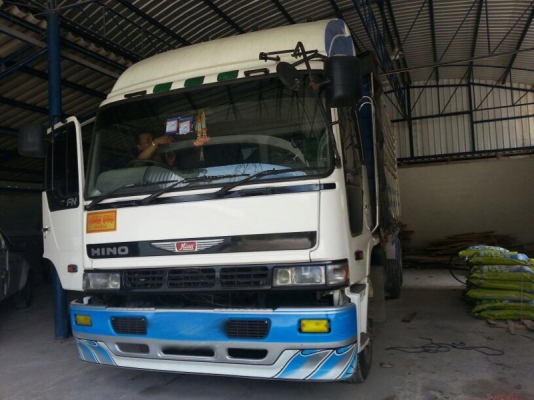 รถฮีโน่ 10 ล้อดั้ม 320 แรงม้า. ( เปอร์เฟีย. )  สนใจติดต่อ 081 - 6079515ถ