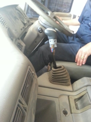 รถฮีโน่ 10 ล้อดั้ม 320 แรงม้า. ( เปอร์เฟีย. )  สนใจติดต่อ 081 - 6079515ถ