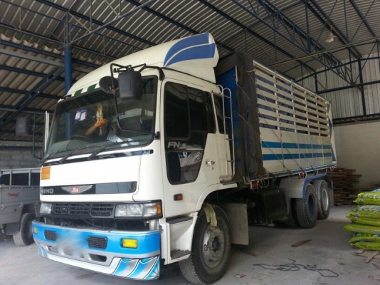 รถฮีโน่ 10 ล้อดั้ม 320 แรงม้า. ( เปอร์เฟีย. )  สนใจติดต่อ 081 - 6079515ถ