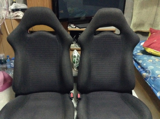 เบาะ ซูบารุแท้ สภาพใหม่ไม่มีตำนิ คู่ละ 6500 บาท เบาะ ซูบารุแท้ สภาพใหม่ไม่มีตำนิ คู่ละ 6500 บาท