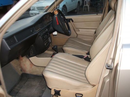 ขายรถเบนซ์ 190E สถาพดี เครื่องดี ขับนิ่่มดี ช่วงล่างแน่น ขายรถเบนซ์ 190E สถาพดี เครื่องดี ขับนิ่่มดี ช่วงล่างแน่น