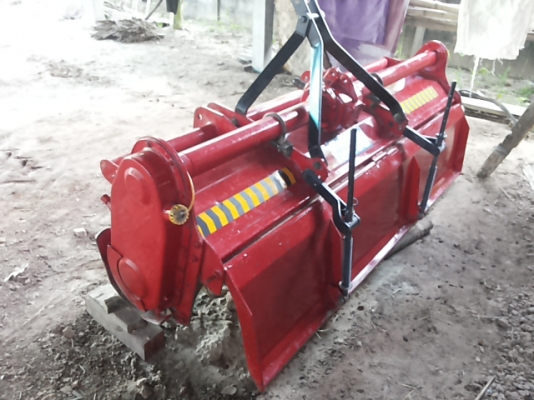 ยันม่าร์ 45 แรง 696 ชม.สภาพรถใหม่ เอกสารพร้อมโอนครับ