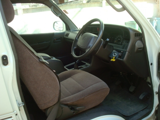 รถตู้สภาพดีครับ รถตู้สภาพดีครับ