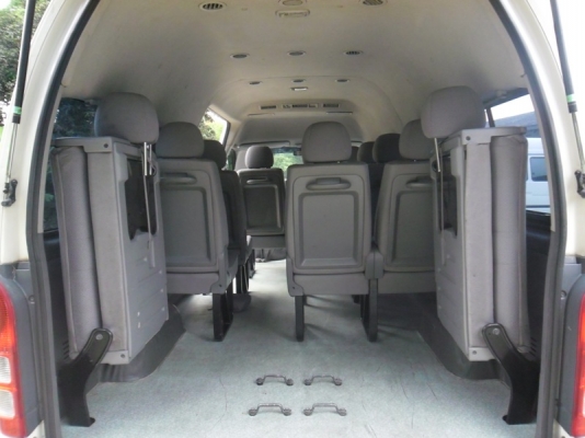 ขายรถตู้ปี 06&amp;07 สภาพพร้อมใช้ เบาะ 4 แถว หน้าหลังเดิมๆ( 2 คัน ภายนอกเหมือนกัน)