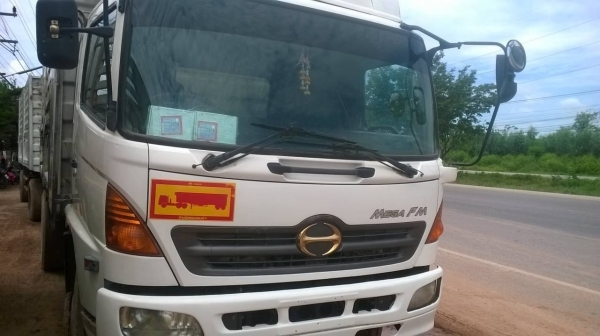 ขายพ่วงแม่-ลูกไม่ดั้ม กระบะสามมิตร HINO MEGA 260 ปี 49 คัสซีสวยจัด เครื่องเดิม เกียร์เดิม แอร์เย็น ยางเต็ม ทะเบียนเต็มพร้อมโอน