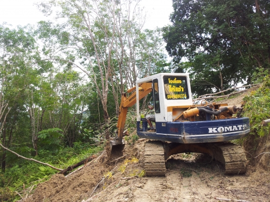 KOMATSU PC80-3 รถทำงานอยู่ทุกวันครับตามสภาพ