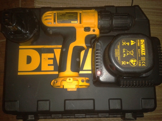 สว่านแบตDEWALT dc570 9.6v
