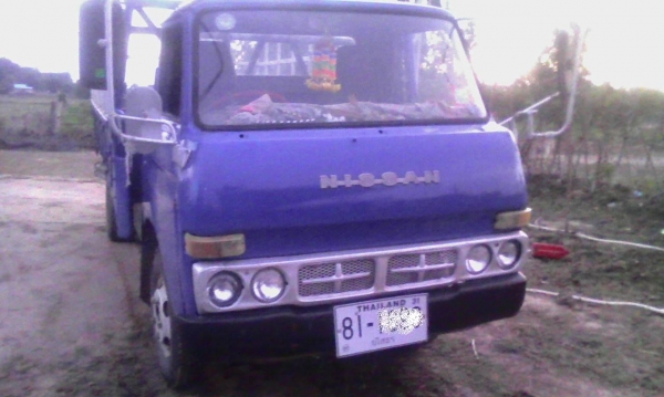 **145,000 บ.ต่อรอง**ขาย6ล้อ NISSAN คาร์บอน เครื่อง100แรง เครื่องเดิมเกียร์เดิม เกียร์ยาว พ.ธรรมดา เครื่องแน่น แรง อึด ช่วงล่างเดิมๆ 5น็อต หน้า-หลัง คัสซีดี ไม่ปะไม่ดาม กระบะพื้นไม้คอกเหล็กแป๊บสภาพสวย ไม่ผุ หัวเก๋งสวย ภายในดีคอนโซลครบ ยางดี6เส้น สีสันสวย พ **145,000 บ.ต่อรอง**ขาย6ล้อ NISSAN คาร์บอน เครื่อง100แรง เครื่องเดิมเกียร์เดิม เกียร์ยาว พ.ธรรมดา เครื่องแน่น แรง อึด ช่วงล่างเดิมๆ 5น็อต หน้า-หลัง คัสซีดี ไม่ปะไม่ดาม กระบะพื้นไม้คอกเหล็กแป๊บสภาพสวย ไม่ผุ หัวเก๋งสวย ภายในดีคอนโซลครบ ยางดี6เส้น สีสันสวย พ