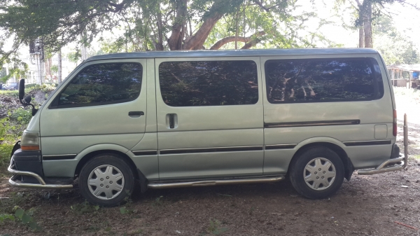 ขายรถตู้หัวจรวด TOYOTA ปลายปี36 สภาพพร้อมใช้งาน แอร์เย็น เครื่องดี สภาพดี