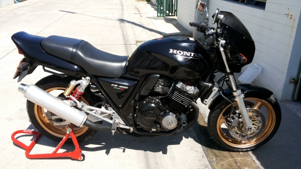 ขาย Cb400 Vs.R ทะเบียนโอนนอก 85000 ขาย Cb400 Vs.R ทะเบียนโอนนอก 85000