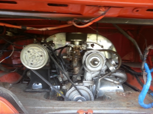 รถตู้โฟล์คไฟเลี้ยวล่างพร้อมใช้ราคาถูก200,000