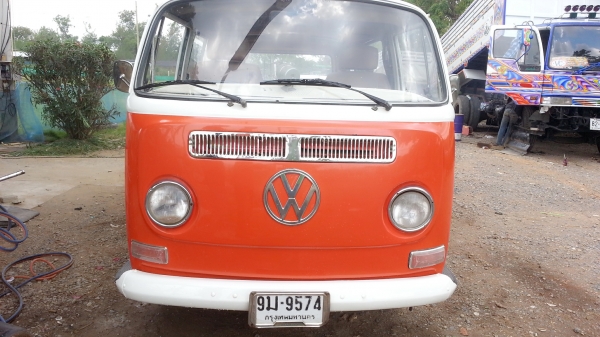 รถตู้โฟล์คไฟเลี้ยวล่างพร้อมใช้ราคาถูก200,000