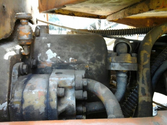 รถตักเลี้ยวเอว KOMATSU 510 รถพร้อมใช้...สภาพดี..