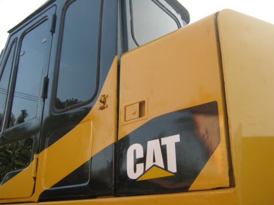 รถขุดKATO HD 250 V2 รถขุดKATO HD 250 V2