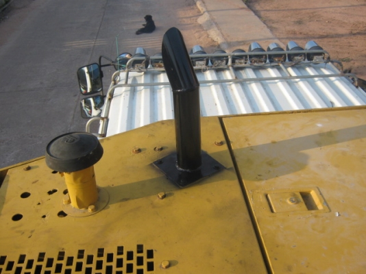 รถขุดKATO HD 250 V2 รถขุดKATO HD 250 V2