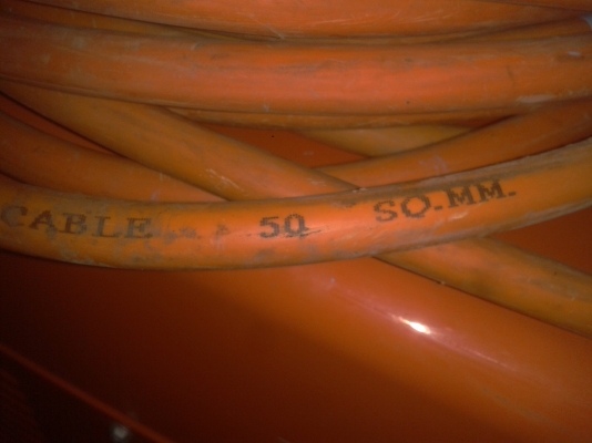 ขายตู้เชื่อมพลัง300แอมป์ ด่วนครับลดแล้วครับเหลือ 9500ครับ