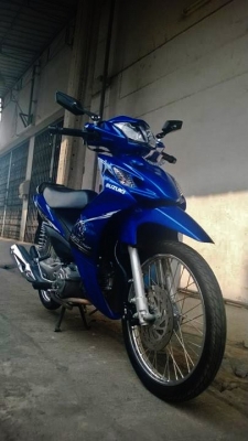 Axelo รถเกือบปี 2013 วิ่งน้อย สวยไม่ล้มไม่ชน ขายถูกๆ .ต่อรองได้จ้า.