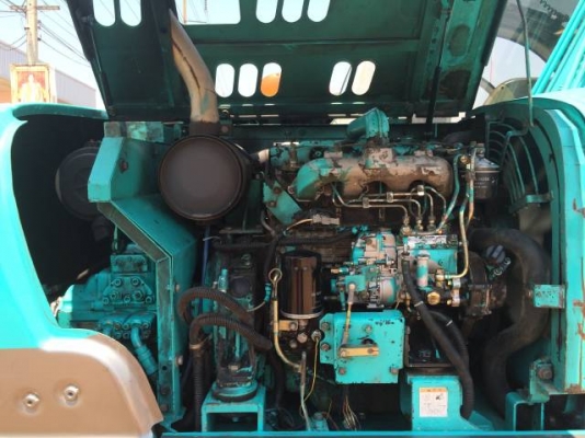 ขายรถแบคโฮ KOBELCO SK120-2(MARK5) ใบแทร็ค 70 ระบบไฟฟ้าเต็ม คอลโทรลสั้น สภาพสวย นำเข้าจากญี่ปุ่น มีVDOครับ