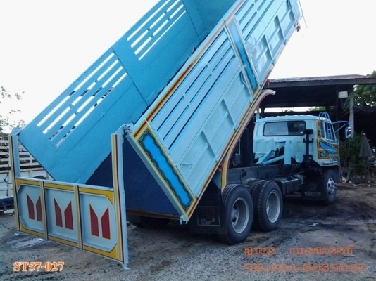 ขายด่วน รถบรรทุก 10 ล้อ ISUZU 165 แรง ดั้ม 2 เพลา สภาพเดิมๆ มือเดียว รถสวยพร้อมใช้ ราคาสุดคุ้ม ขายด่วน รถบรรทุก 10 ล้อ ISUZU 165 แรง ดั้ม 2 เพลา สภาพเดิมๆ มือเดียว รถสวยพร้อมใช้ ราคาสุดคุ้ม