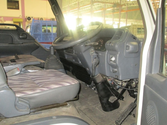 ISUZU NKS 71G หัวการ์ตูนสูง 4 WD คานแข็ง ขับเคลื่อน 4 ล้อ  ไม่ติดเวลา