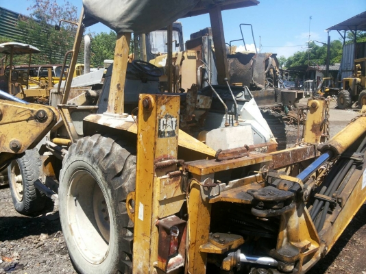 ขายรถตักหน้าขุดหลังCATมีหลายคัน รถใช้งานได้ ทะเบียนพร้อม ขายรถตักหน้าขุดหลังCATมีหลายคัน รถใช้งานได้ ทะเบียนพร้อม