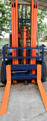 โฟร์คลิฟท์2.5ตันนำเข้าแท้100\%เสาสูง5.50เมตรฟลูฟลีเข้าตู้*สไลด์ได้*TOYOTA*5FD25*ขายที่โคราช