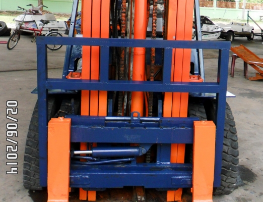 โฟร์คลิฟท์2.5ตันนำเข้าแท้100\%เสาสูง5.50เมตรฟลูฟลีเข้าตู้*สไลด์ได้*TOYOTA*5FD25*ขายที่โคราช