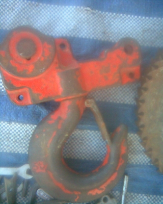 ตะขอ  5  ตัน ครับ