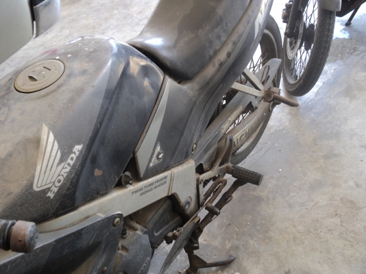 ขายมอไซดเอ็นเอสอารตัวแรกจอดใว้นานขายเป็นอะไหล่2500[บาทนะครับ