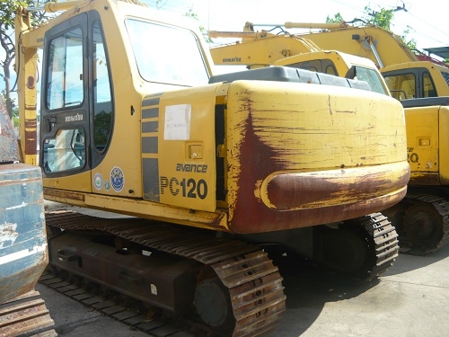 รถขุด Komatsu PC120-6 รถเก่านอก  นำเข้าจากญี่ปุ่น ระบบไฟฟ้าครบ สภาพเดิมๆ