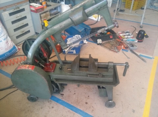 ขายแล้วครับ ขอบพระคุณพี่ต้นจากชลบุรีมากครับ เครื่องเลื่อยชัก hero ขนาด 14" สภาพใช้งาน มอเตอร์ toshiba 1/2 hp ไฟบ้าน ระบบทุกอย่างใช้ได้สมบูรณ์ พร้อมใช้ 9500 บาท 0814583376 ช่างเอก มีบริการจัดส่งทั่วประเทศ ขายแล้วครับ ขอบพระคุณพี่ต้นจากชลบุรีมากครับ เครื่องเลื่อยชัก hero ขนาด 14" สภาพใช้งาน มอเตอร์ toshiba 1/2 hp ไฟบ้าน ระบบทุกอย่างใช้ได้สมบูรณ์ พร้อมใช้ 9500 บาท 0814583376 ช่างเอก มีบริการจัดส่งทั่วประเทศ