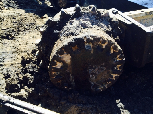 ขายด่วนตัวเดิน cat 320 B