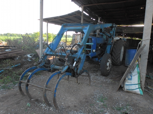 ขายรถคีบอ้อยราคา  350,000 บาท