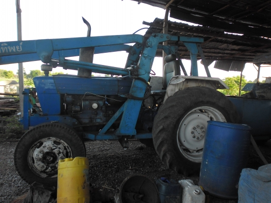 ขายรถคีบอ้อยราคา  350,000 บาท