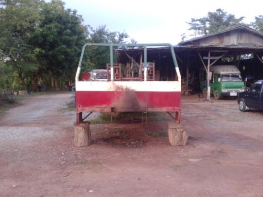 ขายหางเทเลอร์บรรทุกรถเกี่ยว แชสซีกว้าง 2.50 เมตร ยาว 7 เมตร ปั๊มครบ