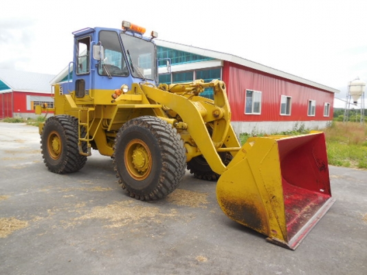 ขายรถตักล้อยาง CATERPILLAR 936Z : 4SB1377